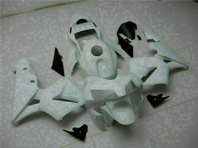 2003-2004 White Honda CBR600RR Motorcyle Fairings & Bodywork 2003-2004 White Honda CBR600RR Motorcyle Fairings & Bodywork