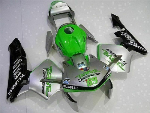 2003-2004 Silver Honda CBR600RR Motorbike Fairing 2003-2004 Silver Honda CBR600RR Motorbike Fairing