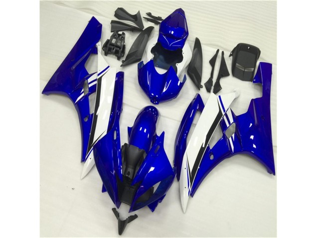 2006-2007 Blue White Yamaha YZF R6 Motorbike Fairing 2006-2007 Blue White Yamaha YZF R6 Motorbike Fairing