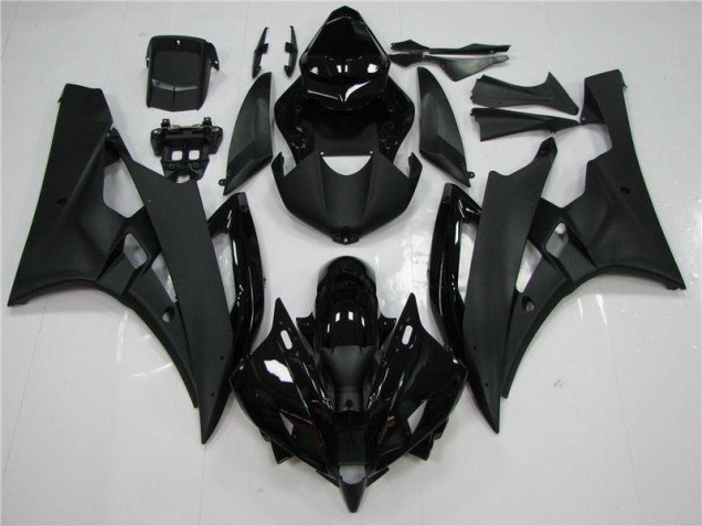 2006-2007 Black Yamaha YZF R6 Motorcycle Bodywork 2006-2007 Black Yamaha YZF R6 Motorcycle Bodywork