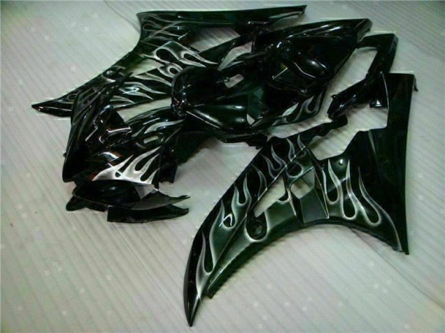 2006-2007 Silver Flame Black Yamaha YZF R6 Motor Fairings 2006-2007 Silver Flame Black Yamaha YZF R6 Motor Fairings