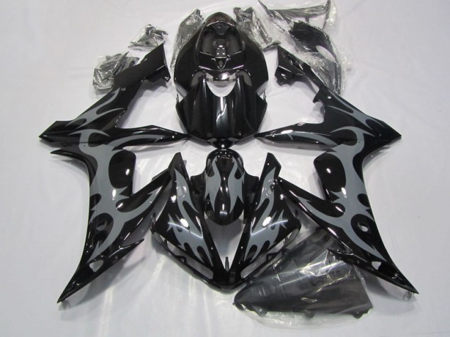 2004-2006 Black Yamaha YZF R1 Bike Fairings 2004-2006 Black Yamaha YZF R1 Bike Fairings