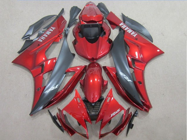 2006-2007 Red Yamaha YZF R6 Motorbike Fairing 2006-2007 Red Yamaha YZF R6 Motorbike Fairing